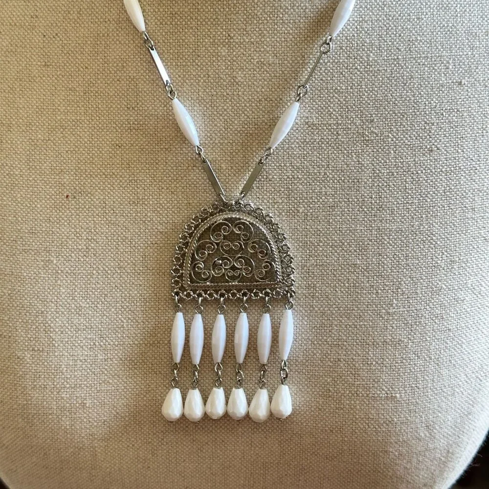 Vintage Silver Chandelier Pendant Necklace With White Beads & Teardrop Accents - Picture 4 of 9